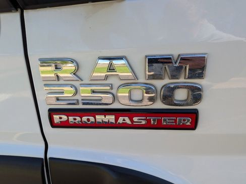 Used 2022 RAM ProMaster 2500 w/ Premium Appearance Group image 15