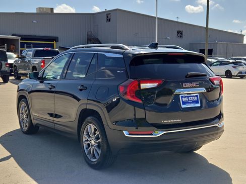 Used 2024 GMC Terrain SLT FWD image 6