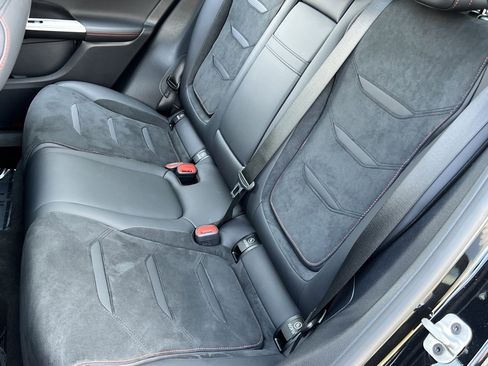 Used 2024 Mercedes-Benz GLC 43 AMG 4MATIC image 17