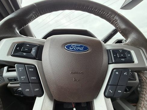 Used 2019 Ford F250 King Ranch w/ Snow Plow Prep Package image 14