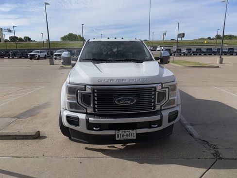 Used 2021 Ford F450 Platinum w/ FX4 Off-Road Package image 2