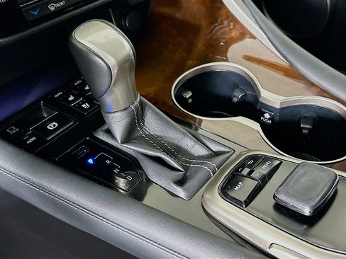 Used 2017 Lexus RX 350 AWD image 25