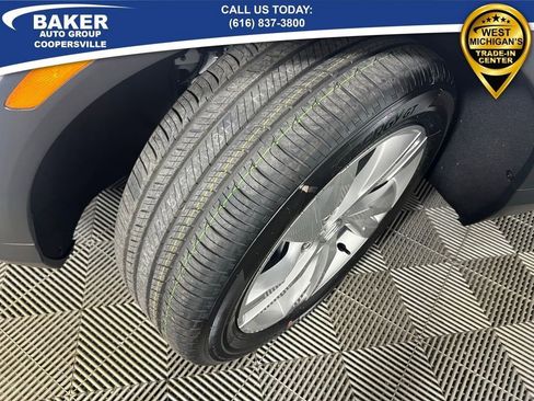 New 2026 Buick Encore GX Preferred w/ Comfort Package FWD image 32