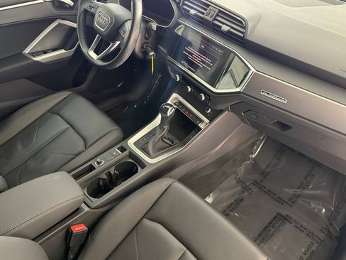 Used 2022 Audi Q3 2.0T Premium AWD/4WD image 32