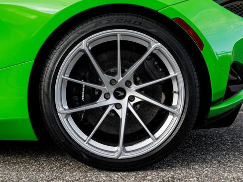 Used 2026 McLaren 750S Spider image 24