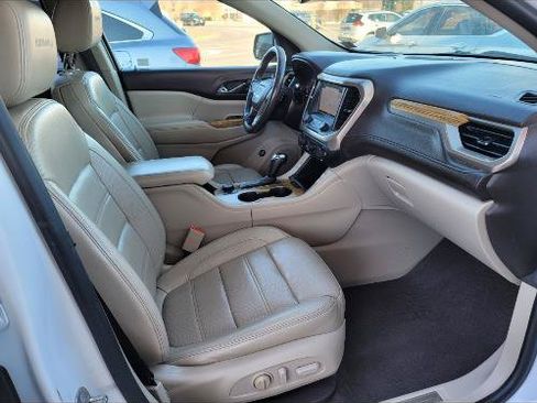Used 2017 GMC Acadia Denali w/ Technology Package FWD image 22