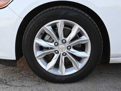 Used 2023 Chevrolet Malibu LT image 26