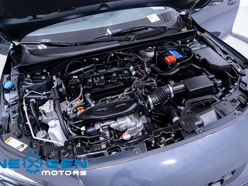 Used 2024 Honda Civic Sport Touring image 10