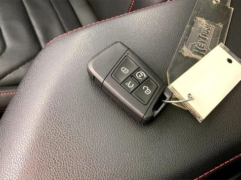 Used 2020 Volkswagen Jetta GLI Autobahn image 11