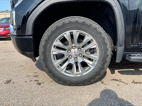 Used 2021 GMC Sierra 1500 Denali w/ Technology Package AWD/4WD image 2