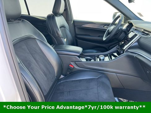 Certified 2024 Jeep Grand Cherokee Altitude image 24