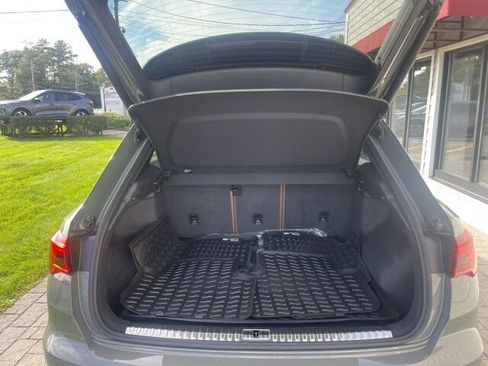 Used 2024 Audi Q3 2.0T Premium Plus w/ Premium Plus Package image 19