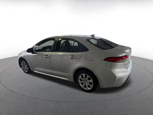 Used 2023 Toyota Corolla LE image 8