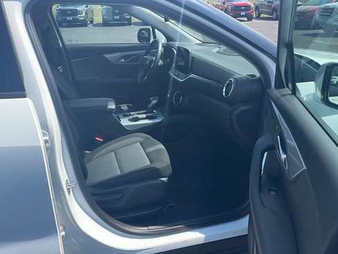 Used 2024 Chevrolet Blazer LT w/ Convenience Package FWD image 25