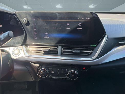 Used 2025 Chevrolet Trax ACTIV w/ Driver Confidence Package image 28