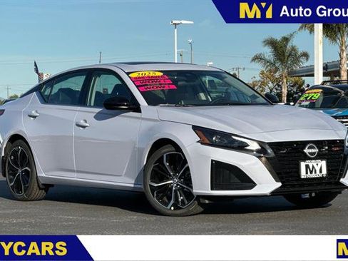 New 2025 Nissan Altima 2.5 SR w/ SR Premium Package image 1