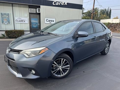 Used 2016 Toyota Corolla LE image 2