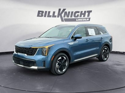 Used 2025 Kia Sorento EX w/ EX Panoramic Sunroof Package