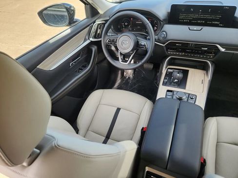 New 2026 MAZDA CX-90 Plug-In Hybrid w/ Preferred image 10