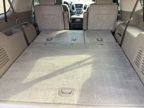 Used 2018 GMC Yukon XL SLT w/ Open Road Package image 12