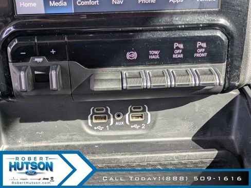 Used 2022 RAM 2500 Laramie w/ Night Edition image 31