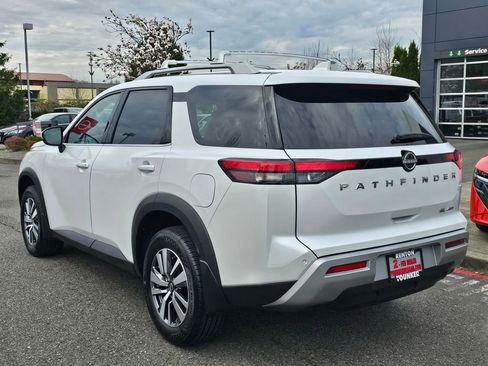 Certified 2025 Nissan Pathfinder SL AWD/4WD image 7