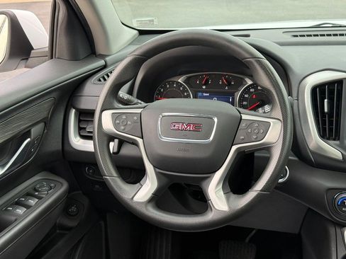 Used 2022 GMC Terrain SLE w/ Driver Convenience Package FWD image 14