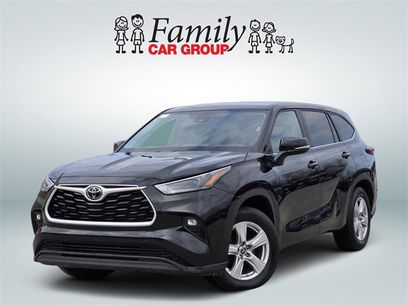 Used 2024 Toyota Highlander LE