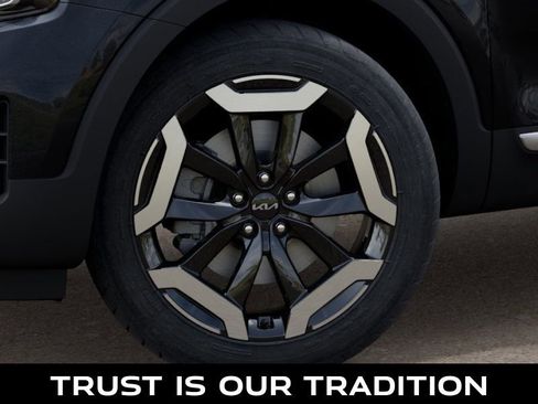 New 2025 Kia Telluride S image 9