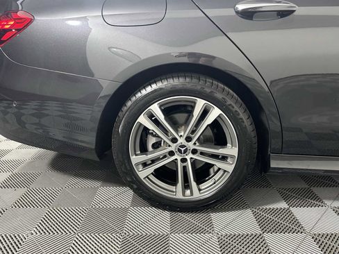Used 2022 Mercedes-Benz E 350 Sedan image 20