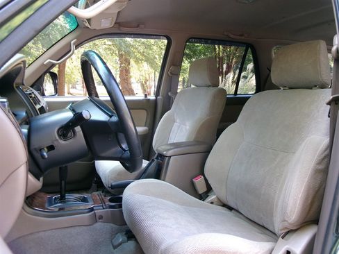 Used 2000 Toyota 4Runner SR5 image 14