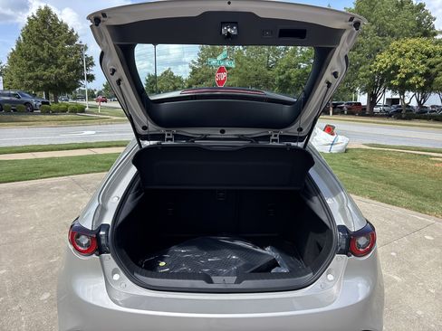 New 2026 MAZDA MAZDA3 s FWD image 7