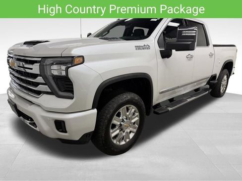 Certified 2025 Chevrolet Silverado 2500 High Country w/ High Country Premium Package AWD/4WD image 5