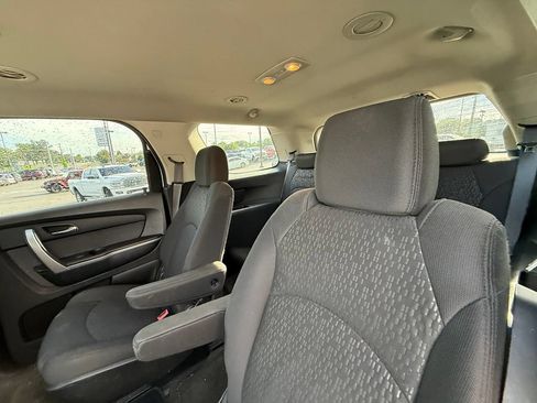 Used 2012 GMC Acadia SLE AWD/4WD image 24