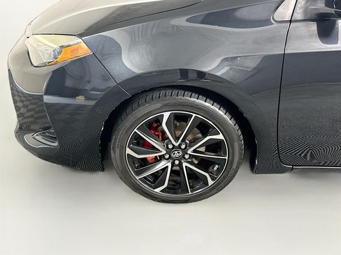 Used 2019 Toyota Corolla LE FWD image 11