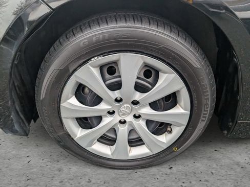 Used 2022 Toyota Corolla LE image 7