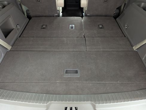 Used 2021 Ford Expedition XLT image 24