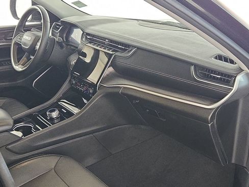 Used 2022 Jeep Grand Cherokee Limited image 35