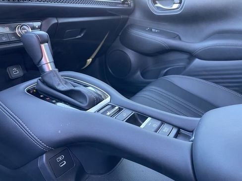 Used 2025 Honda HR-V EX-L image 19