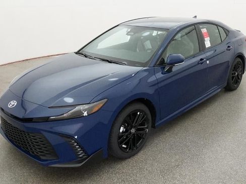 New 2026 Toyota Camry SE image 34