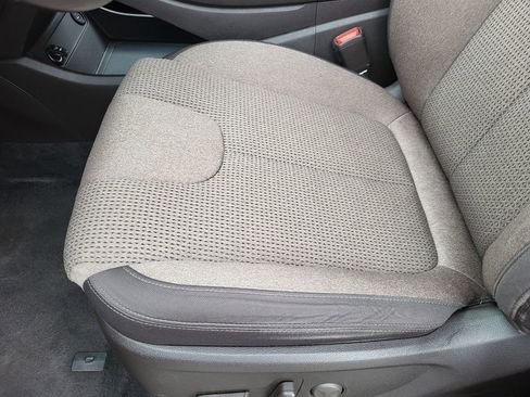 Used 2023 Hyundai Santa Fe SEL Convenience image 13