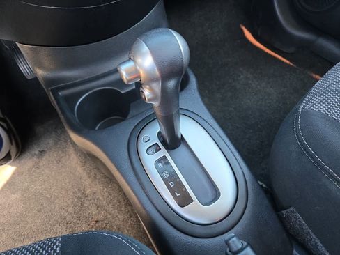 Used 2016 Nissan Versa SV image 28