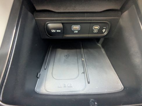 Certified 2024 Kia Telluride S image 28