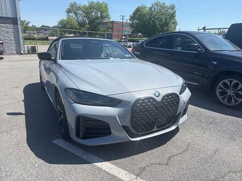 Certified 2022 BMW M440i Convertible RWD image 3