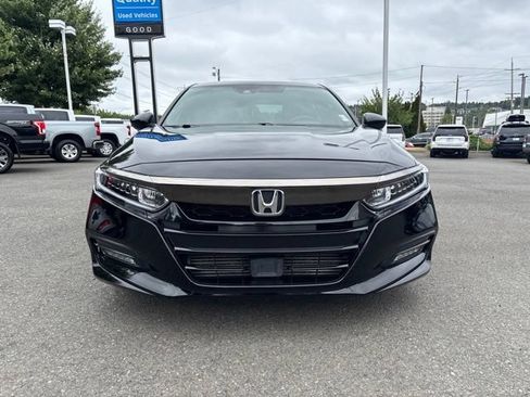 Used 2018 Honda Accord Sport image 8