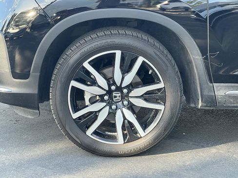 Used 2019 Honda Pilot Elite image 13