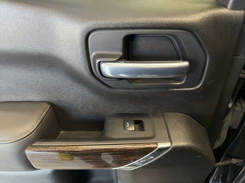 Used 2019 GMC Sierra 1500 SLE w/ SLE Value Package image 37