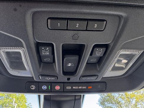 Certified 2022 Chevrolet Silverado 2500 High Country w/ Z71 Off-Road Package AWD/4WD image 43