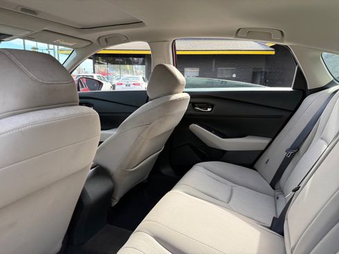 Used 2023 Honda Accord EX image 16