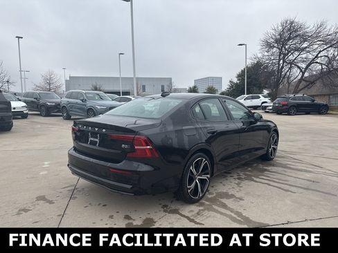 Certified 2025 Volvo S60 B5 Plus image 5